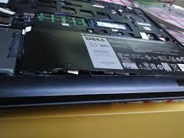 While a swollen battery in your dell product does not pose a safety issue, a swollen battery should be replaced as soon as it is detected. Dell Pa Twitter Please Direct Private Message The Service Tag Express Service Code Order Number In The Text Format For Which You Need Assistance Refer The Below Link To