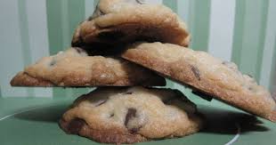 Trisha yearwood's sweet and saltines are the perfect sweet and salty snack. Trisha Yearwood S Chocolate Chip Cookies Chocolate Chip Cookies Food Trish Yearwood Recipes