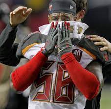 He played college football at louisiana state university. Kwon Alexander S Play A Fitting Tribute To Slain Brother