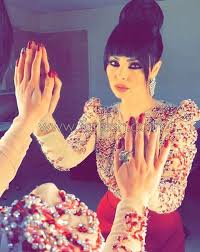 كما أنها لم تكشف وزوجها عن الاسم الذي اختاروه لمولودتهما. Farfesh Com Ù…ÙˆÙ‚Ø¹ ÙØ±ÙØ´ ØµÙˆØ± Ø¯ÙŠØ§Ù†Ø§ ÙƒØ±Ø²ÙˆÙ† Ø¨Ø§Ù„Ø­Ø¬Ø§Ø¨ ÙˆØ¨Ø¯ÙˆÙ† Ù…ÙƒÙŠØ§Ø¬ ØªÙØ§Ø¬Ø¦ Ø¬Ù…Ù‡ÙˆØ±Ù‡Ø§ ÙˆØªØ³Ø¹Ø¯Ù‡