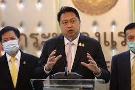 รมว.แรงงาน เคาะ ผู้ประกันตนมาตรา 33 ลงทะเบียนรับเงินเยียวยา 4,000 บาท โครงการ ม.33 เรารักกัน เริ่ม 16 ก.พ.นี้ ยืนยันไม่จ่ายเป็นเงินสด Grmtka Q6csym