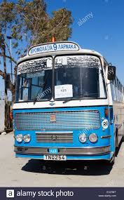Cypriot Bedford Bus Larnaca Cyprus Stock Photo 69506244 Alamy Onibus Desenhos Animados Antigos