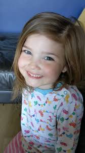 Please excuse the PJ's and moody Margaret in the background! This is 4yr  old Frankie's efforts singing a little bit of shotgun and the chorus from  her favourite song tell mi ma by sham rock ☺️