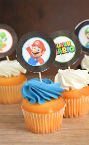 C'mon, these are super mario cupcakes! Super Mario Birthday Lunch