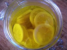 Citrons Confits A L Huile D Olive Recette Citrons Confits Recette Citron Citron Confit Recette