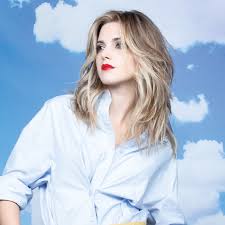 Ecco tutte le nuove tendenze colore capelli primavera estate 2022, biondi champagne, castani mandorla, colori pastello, effetti luminosi e non solo! Nadia Ceccarelli E Stefano D Aliserabiondo Vaniglia Colore Capelli Primavera Estate 2021 Parrucchiera Roma Nadia Ceccarelli E Stefano D Alisera