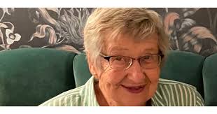 Betty Esau Obituary (1932