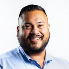 Alan Morales's Instagram, Twitter & Facebook