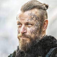 30 Kickass Viking Hairstyles For Rugged Men Hairmanz Viking Hair Older Men Haircuts Viking Haircut