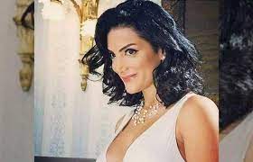 .الفنانة حورية فرغلي في أول خروج لها احتفالا بعودتها إلى أرض الوطن ونجاح عملية زراعة وقد صرح الدكتور حسام أبو العطا بأن ما تعرضت له الفنانة حورية فرغلي مأساة بمعنى الكلمة جثث مجهولة بموقع الحادث. Ø­ÙˆØ±ÙŠØ© ÙØ±ØºÙ„ÙŠ ØªÙƒØ´Ù ØªÙØ§ØµÙŠÙ„ Ø§Ù„Ø­Ø§Ø¯Ø« Ø§Ù„Ø°ÙŠ Ø£Ø¯Ù‰ Ù„ØªØ´ÙˆÙ‡ Ø£Ù†ÙÙ‡Ø§ ÙÙŠØ¯ÙŠÙˆ