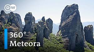 Zu den beeindruckendsten sehenswürdigkeiten griechenlands, zählen nach der akropolis in athen mit sicherheit die meteora klöster. Die Felsen Von Meteora In 360 Dw Reise Dw 30 04 2019