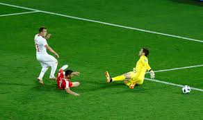 Dàn sao premier league đối đầu. Thá»¥y SÄ© NgÆ°á»£c Dong áº¥n TÆ°á»£ng Bao NgÆ°á»i Lao Ä'á»™ng