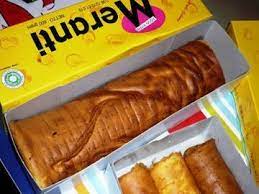 Selain bolu gulung, kami juga menyediakan berbagai produk lainnya, dari kue sus sampai ke kopi. Bolu Meranti Makin Lezat Dengan Sertifikat Halal