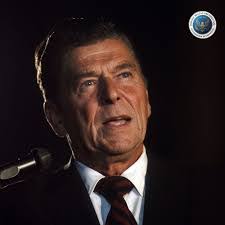 Edith Sigaran's Instagram, Twitter & Facebook