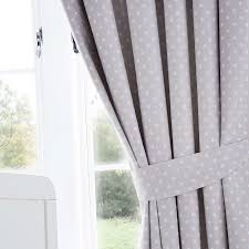 Blackout curtains can offer benefits such as blocking light, reducing noise, and providing insulation. Neutral Nursery Blackout Pencil Pleat Curtains Gardinen Drinnen Einrichtung