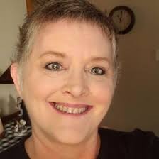 Lynette Graham (campinnett)