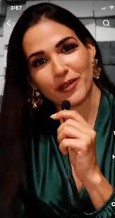 BUENOOO ... SI LA TÍA SE QUEDÓ CON EL BODEGUERO, YAMAYANKI CON EL HIJO, CON  QUIÉN YAKIRURVIS ... CON EL VIEJO ?? 🤔