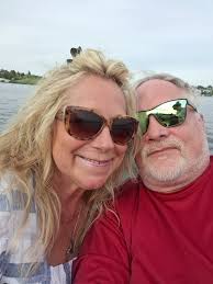 Love this amazing woman. Thank you Kjelle Gnoinsky for being my best friend  and love.