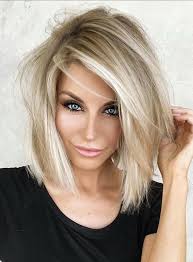 A women's lifestyle destination dedicated to style, entertainment, love,  and living beautifully.