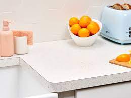 I transformed my plain white countertops into expensive looking countertops that resemble granite! 10 Kitchens With Unbelievable Laminate Countertops