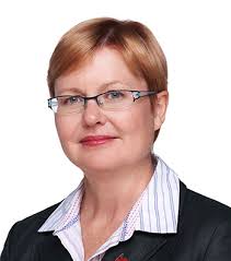 Queen's Certificates awarded to recipients for their ACBDA service