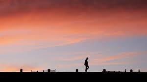 Réactionnaire et révolutionnaire: une lecture politique de la marche à pied  | Slate.fr