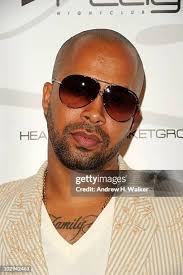 167 Leslie Burns Photos & High Res Pictures