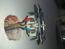 Bu 3 faz hattı her kata eşit olarak dağılır. Kombi Elektrik Baglantisi Nasil Yapilir Diy Resimli Anlatim