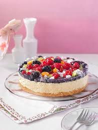 Joghurt Sahnetorte Mit Frischen Fruchten Von Cremehase Chefkoch Rezept Leckere Torten Sahnetorte Kuchen Und Torten
