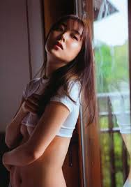 情色小说论坛-【色图】由清纯美少女成长变为火辣小野猫的日本女星- 白间美琉