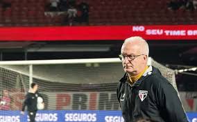 Sem Calleri, São Paulo está escalado para jogo contra o Santos; veja
