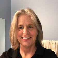 Do Crawfordsville hardware stores recommend local handymen for home repairs?