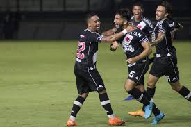 Botafogo e vasco protagonizaram um clássico equilibrado no nilton santos na noite deste domingo botafogo empata com o vasco em são januário e garante classificação para as oitavas por ter. Vasco Vence Classico Respira Na Briga Contra O Rebaixamento E Afunda O Botafogo Esportes Campo Grande News