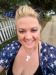 What are the opportunities in California with full hookups for workampers?