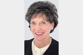 Leticia Hooper's Instagram, Twitter & Facebook