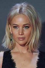 8 Times Jennifer Lawrence Killed The Beauty Game On Her Hunger Games Tour Jennifer Lawrence Hair Hair Styles Short Hair Styles