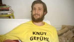 Da ja heute alle fußball gucken! Zeit Dass Sich Was Andert Ikea Feiert Wieder Knut