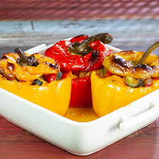 I peperoni ripieni di riso sono un piatto estivo tipico della cucina italiana. Casa Pappagallo Peperoni Ripieni Di Riso Facebook