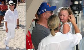 Her husband, mike tindall, said there was no time for a hospital: Zara Tindall Pregnant Queen S Granddaugter Comforts Daughter Mia After Royal Baby News Royal News Express Co Uk