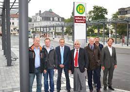 Линия velbert zob (329004747) в роли platform. Busbahnhof Wird Mit Fest Eroffnet Velbert