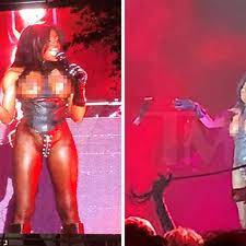 Azealia Banks Melts Down at Pride Concert in Miami