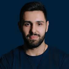 Colegas de RH, Estou muito feliz em compartilhar que serei professor no  Programa de Aceleração de RHs da @Koru, junto a profissionais incríveis  como Daniel Spolaor, Camila Girundi, Daniel Kobata…