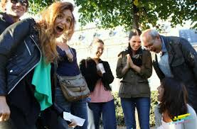 Une chasse au trésor est une épreuve ludique où les participants, généralement regroupés en équipes, doivent trouver un cadeau (le « trésor ») dissimulé par les organisateurs. Team Building Chasse Au Tresor Paris One To Team