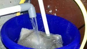 Ini beda dengan cara memelihara ikan koi dikolam tanah ya, ndak perlu filter sebab air mengalir terus menerus. Turorial Cara Membuat Saringan Air Kolam Ikan Koi Youtube