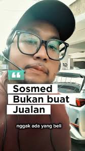 Jangan pernah jualan di sosmed, lo akan burnt out. Kalo memang harus, pake  ads with hardsell. So, konten lo isinya bukan promo and jualan terus. Coba  bangun komunitas, nyari real audiens memang ga ...