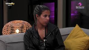 Big brother portugal is the portuguese version of the international reality television franchise big brother, produced by endemol for portuguese channel tvi. Joana Insulta Producao Do Big Brother E Manda Todos Para Um Sitio Feio