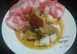 Kuah lontong sayur padang sendiri biasanya berisi campuran gulai nangka, kacang panjang, terkadang juga sayur buncis. Resep Lontong Gulai Nangka Yang Menggugah Selera