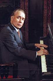 С 1977 года сличенко руководит театром «ромэн». Nikolaj Slichenko Rodiny Net Bez Lyubvi K Nej Parlamentskaya Gazeta