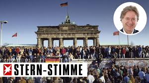 Die deutsche wiedervereinigung oder deutsche vereinigung (in der gesetzessprache herstellung der einheit deutschlands) war der durch die friedliche revolution in der ddr angestoßene prozess der jahre 1989 und 1990, der zum beitritt der deutschen demokratischen republik zur bundesrepublik deutschland am 3. Frank Behrendt Wie Ich Den Mauerfall Erlebte Stern De