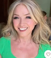 Kate Hurley's Instagram, Twitter & Facebook